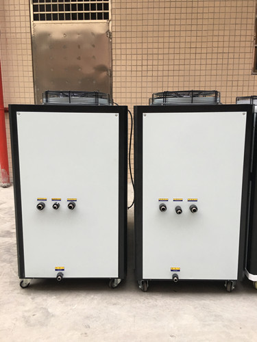 风冷低温箱体式工业冷油机组